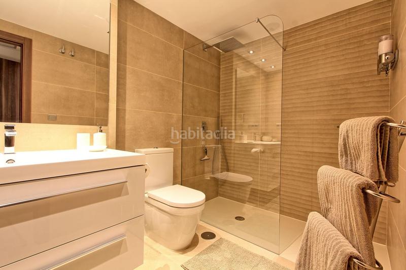 Foto 75c0c442-a248-447b-84b2-0ffd0e585da2. Lloguer apartament amb calefacció aparcament piscina a Marbella