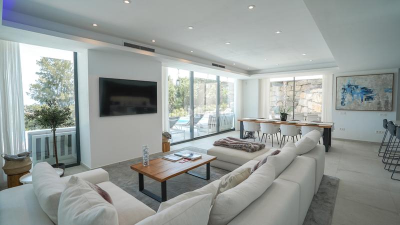 Foto 7c1ca8ff-7aaa-4750-8cea-d2ba6d0241f8. Affitto casa in nueva atalaya 8 in La Alquería Benahavís