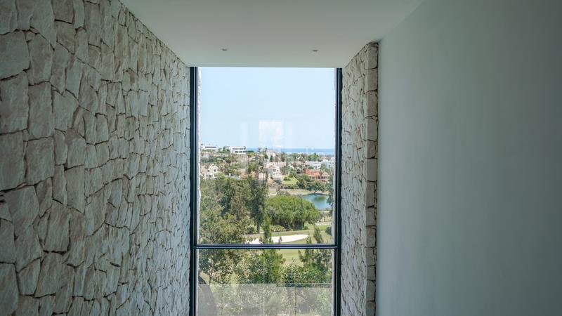 Foto ddea4beb-c6f2-4196-a4a8-39130655bb4e. Rent house in nueva atalaya 8 in La Alquería Benahavís