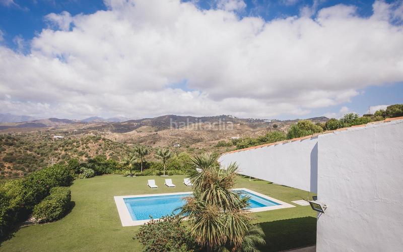 Foto 506b659b-6446-470b-9a2e-3202bd392735. Casa con riscaldamento parcheggio piscina in Casco Antiguo Marbella