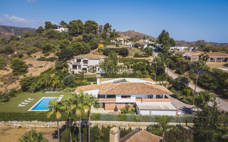 Foto f3488eb6-f2d0-4cdb-b272-7bd73fd18e57. Casa con riscaldamento parcheggio piscina in Casco Antiguo Marbella