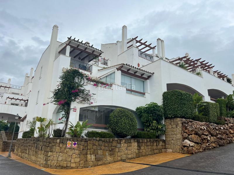 Foto 5020f1b7-6ebf-46ff-a198-ca78f7831b94. Location appartement avec chauffage piscine dans Los Naranjos Marbella