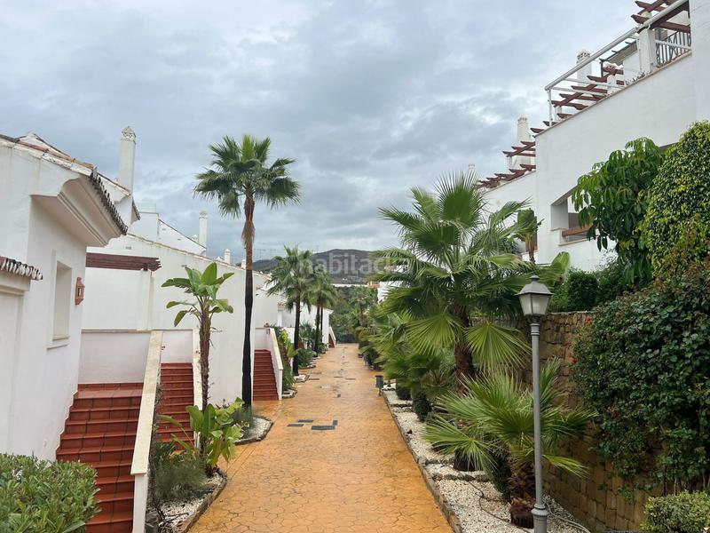 Foto 0e77b825-f7cd-41b9-a7ba-c4b11e550ff8. Rent apartment with heating pool in Los Naranjos Marbella