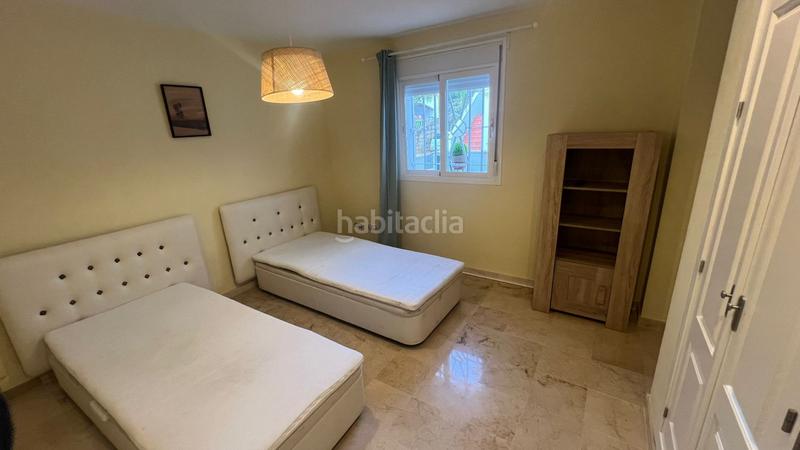 Foto 13399a99-91b2-4e66-8ba8-d7424e95528d. Rent apartment with heating pool in Los Naranjos Marbella