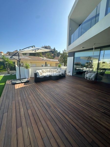 Foto 395427bf-9974-468c-a098-ca18a4948ced. Alquiler casa villa de lujo de 5 dormitorios con piscina privada y vistas impresionantes en benalmadena en Benalmádena