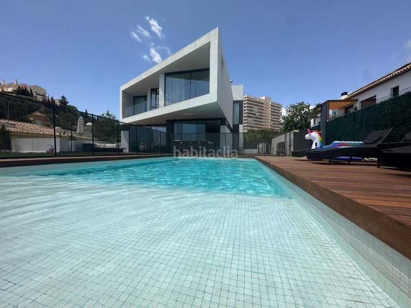 Foto bec7ddb9-9ad8-4f5c-8500-28d1513b586a. Alquiler casa villa de lujo de 5 dormitorios con piscina privada y vistas impresionantes en benalmadena en Benalmádena