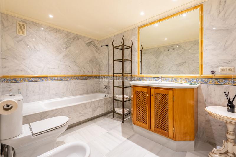 Foto f8cc80e7-f070-4fee-b361-3e281540706c. Affitto piccolo appartamento con riscaldamento parcheggio piscina in Benahavís