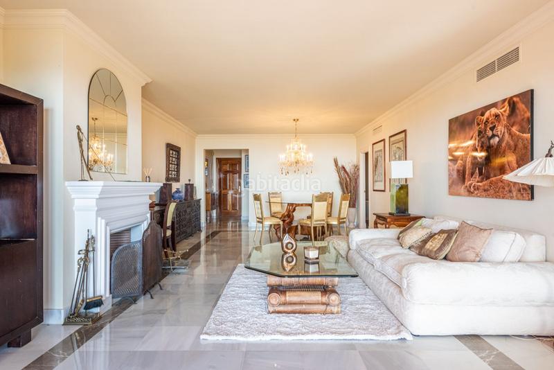 Foto c6ad866e-decf-4424-a777-aa7cdeff6170. Location appartement avec chauffage parking piscine dans Benahavís