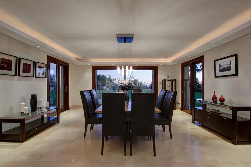 Foto f4c2e7b0-39d5-4d42-ab13-8588d326f95a. Lloguer casa amb calefacció aparcament piscina a Marbella