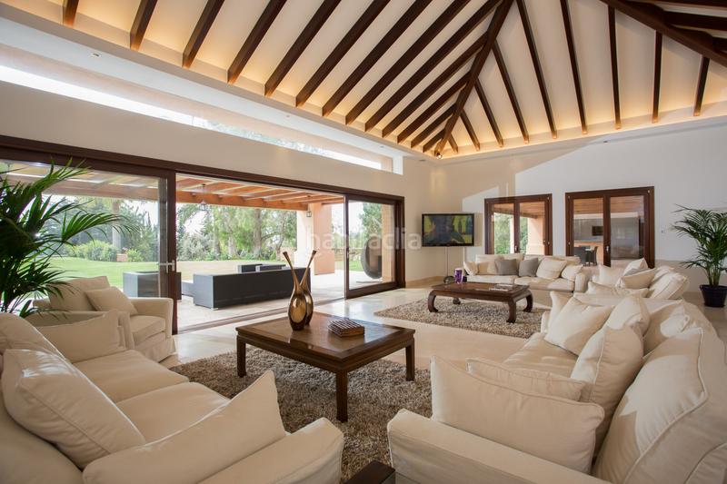 Foto 9e9961f0-1294-4c3d-a9c1-475347c21bc4. Location maison avec chauffage parking piscine dans Marbella