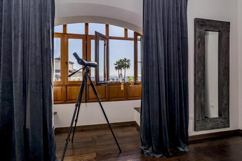 Foto 1526de46-a7d0-4298-a886-00a5382e7693. Location maison avec chauffage parking piscine dans Benahavís