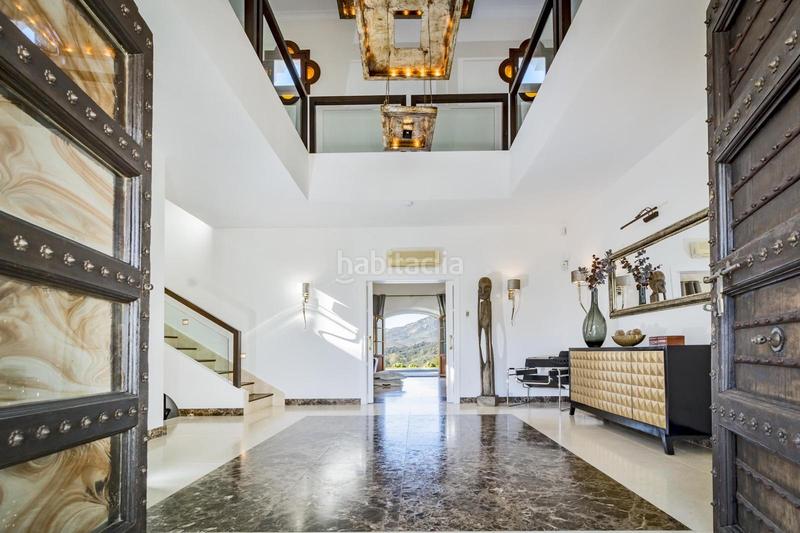 Foto a68275fb-f5b9-4fc2-858b-9f36d56ff5b9. Location maison avec chauffage parking piscine dans Benahavís