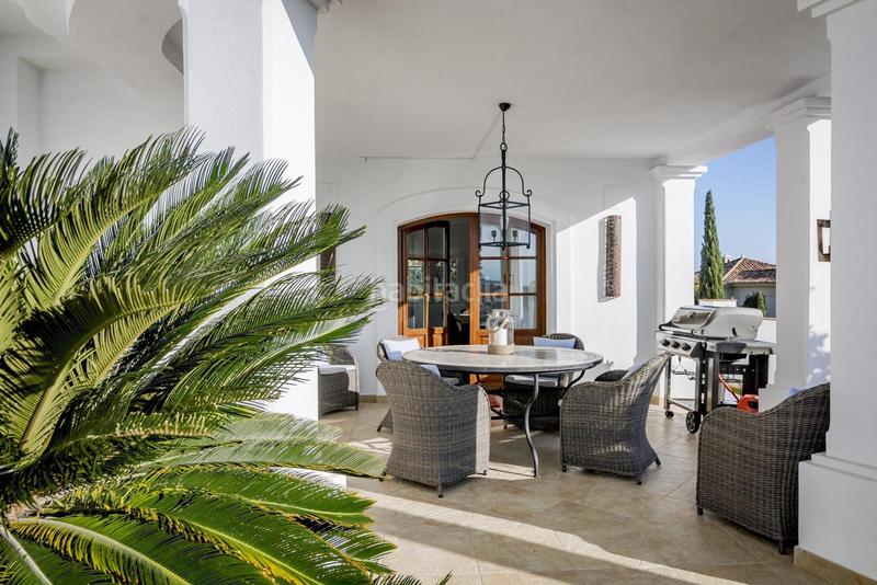 Foto 9e391573-f0af-4395-bf9f-55a42071cbe4. Miete haus mit heizung parking pool in los arqueros - puerto del almendro Benahavís