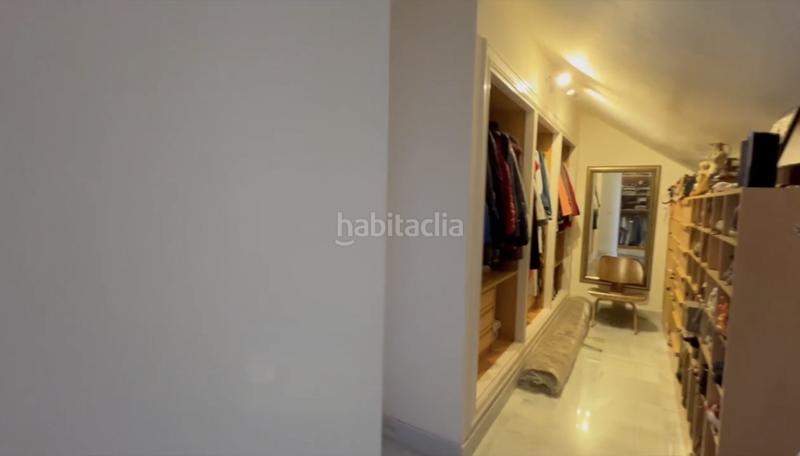 Foto 84daf871-43d9-4fee-9fbc-07017b982aa9. Ático  dúplex espacioso con vistas panorámicas al mar y al campo de golf en Benahavís
