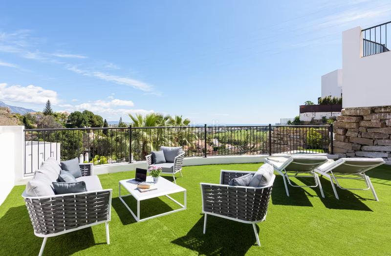 Foto 7e2abc7b-4659-4916-9438-4287133e935f. Alquiler apartamento  de 3 dormitorios en pueblo paraíso, benahavis en Benahavís