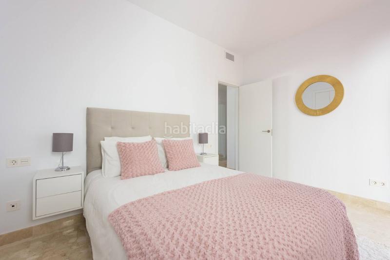 Foto 6327df1f-6951-4e51-bc66-6cc2dd7a0ba5. Lloguer apartament amb calefacció aparcament piscina a Benahavís