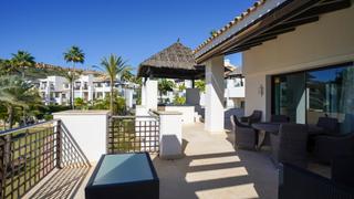 Miete Dachwohnung in El Paraíso. Ático en mirador del paraíso, benahavis