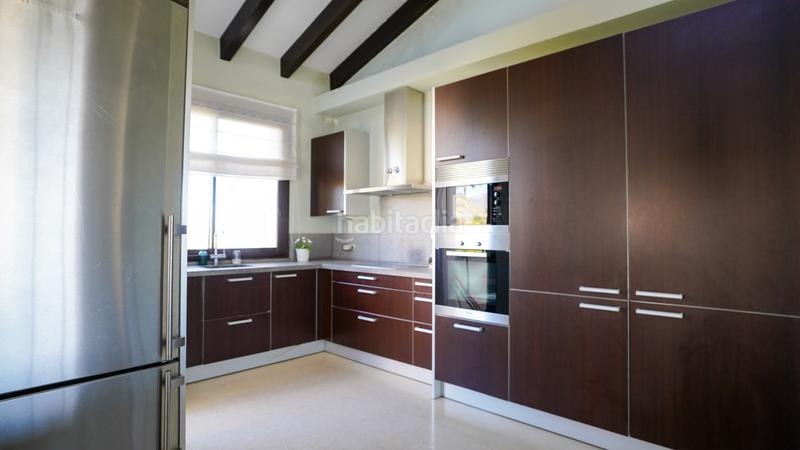 Foto a0afd392-9a79-455e-a432-8063e9ff45e5. Rent penthouse with heating parking pool in El Paraíso Benahavís