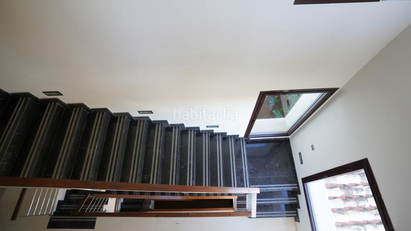 Foto a1adb6db-e1c1-4670-a7f3-bbe20893107c. Rent penthouse with heating parking pool in El Paraíso Benahavís