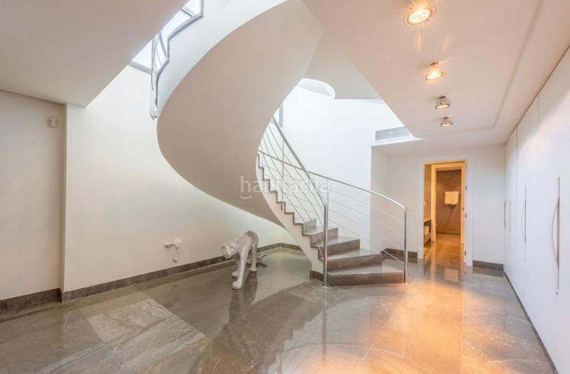 Foto 2b7a95dd-c4c7-4abc-966d-599df8991537. Alquiler casa villa de lujo en milla de oro nagueles en Marbella