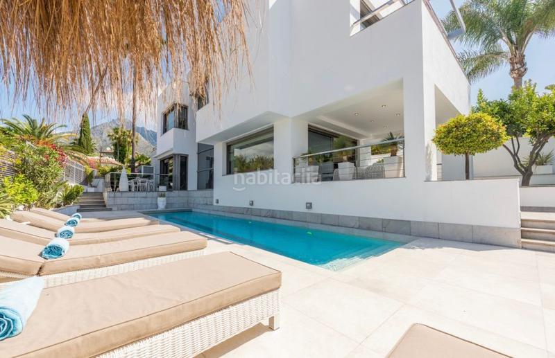 Foto 9fb870d3-9e86-4fcb-91fe-a33a880a672e. Alquiler casa villa de lujo en milla de oro nagueles en Marbella