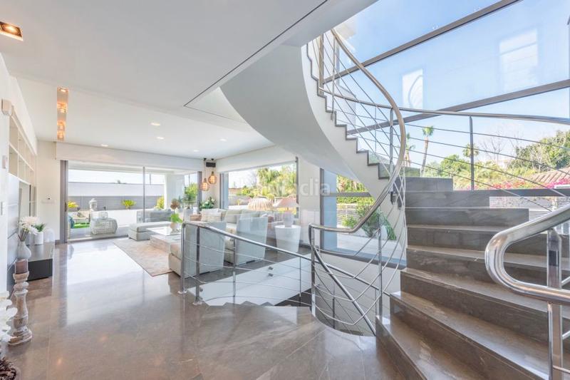 Foto 0ef44fdd-530f-4844-b0d0-b6bbeb56a5cc. Miete haus mit heizung parking pool in Nagüeles Alto Marbella