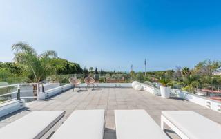 Rent House in Nagüeles Alto. Villa de lujo en milla de oro de marbella  nagueles