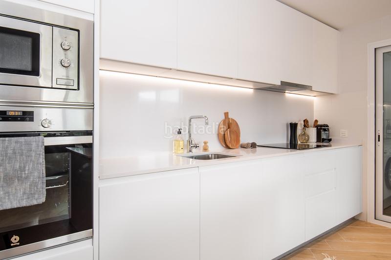Foto aa209cf3-6b70-47e3-9dc8-91c264d72bf8. Alquiler apartamento exquisito apartamento de dos dormitorios en Marbella