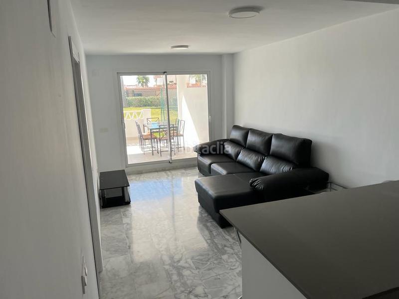Foto 51df8a8d-a652-4f55-87ae-4b316d664551. Location appartement avec chauffage parking dans Casares pueblo Casares