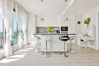 Rent Penthouse in Sup-e9 norte cancelada 2. Elegante ático dúplex en cancelada