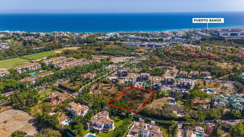 Foto e7d9ae48-7b42-4603-8c22-0a8cb5a8e3f2. Casa amb aparcament piscina a Casco Antiguo Marbella