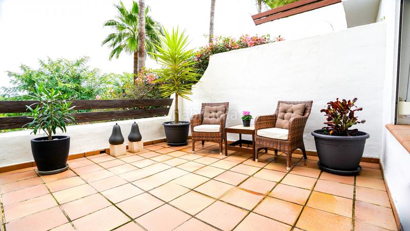 Foto 0d2cc8bf-e8d3-4da8-b480-2c4d4b819957. Apartament a arroyo las cañas 7 a La Concha - Resina Golf Estepona