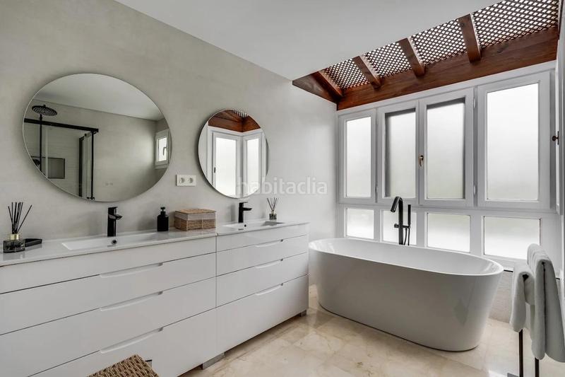 Foto 72d473ec-4031-4608-872a-3916c03efee1. Attique avec parking piscine dans Casco Antiguo Marbella