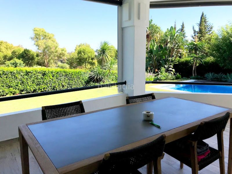 Foto 880c6449-9ae7-4acc-991d-0d3b7c178c0b. Casa amb calefacció aparcament piscina a Casco Antiguo Marbella