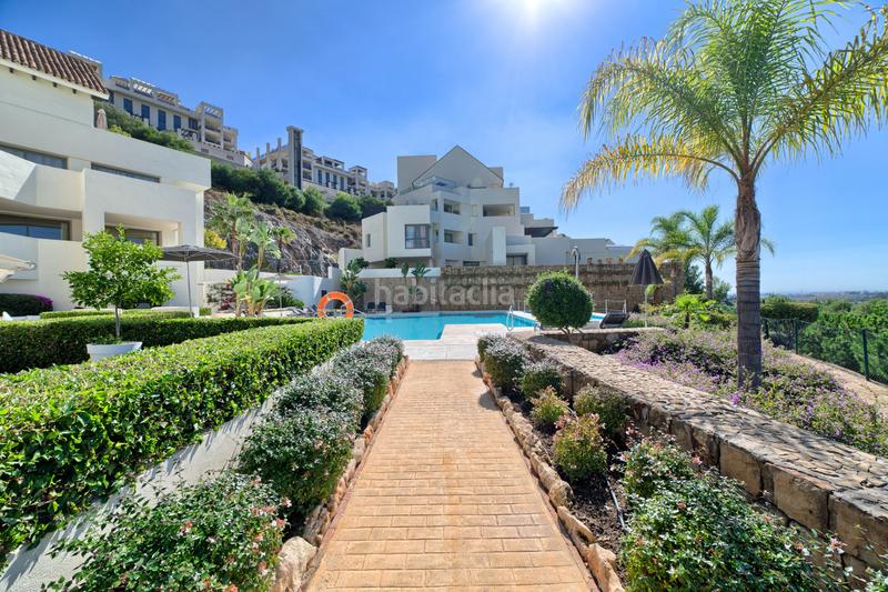 Foto cbbfd354-c109-4ca8-872e-7b69b90bdba1. Ático elegante ático dúplex con vistas panorámicas en Marbella