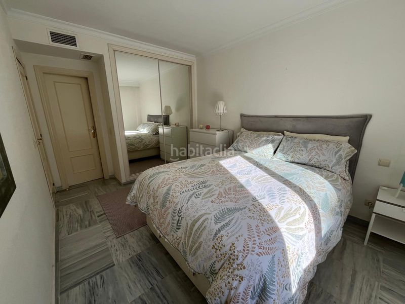 Foto 2d768575-41e4-4d55-ba80-d33c695d64fb. Miete appartement mit heizung parking pool in La Carolina - Guadalpín Marbella
