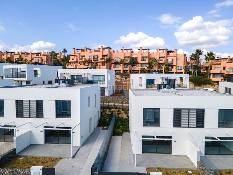 Foto 351c6bcc-fc4e-4db6-ac09-ce365b5c8e72. Casa amb aparcament piscina a Mijas pueblo Mijas