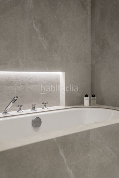 Foto 0a715dc1-cadf-4a5e-97da-5edd0ac59d07. Apartament amb aparcament piscina a Casco Antiguo Marbella