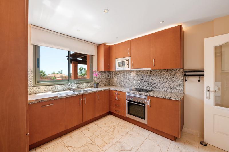 Foto 4510e964-7e7d-4502-bcf3-f6779fb944fa. Attico con parcheggio piscina in Benahavís pueblo Benahavís