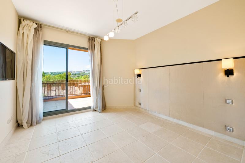 Foto b061f548-3d65-42a6-9c07-1f62959984a7. Attico con parcheggio piscina in Benahavís pueblo Benahavís