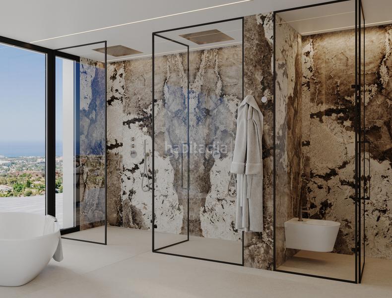 Foto ed6a94cc-3d28-4daa-9b0f-a5adb1e2e713. Apartamento impresionante apartamento de lujo con vistas panorámicas al mar y a las montañas en Benahavís