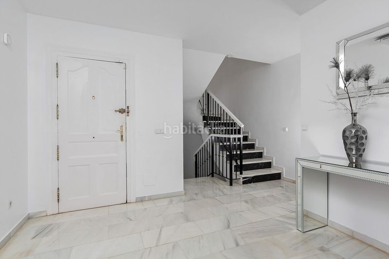 Foto d779da95-4454-40b2-b83a-4640b90e5f04. Casa amb aparcament piscina a Casco Antiguo Marbella