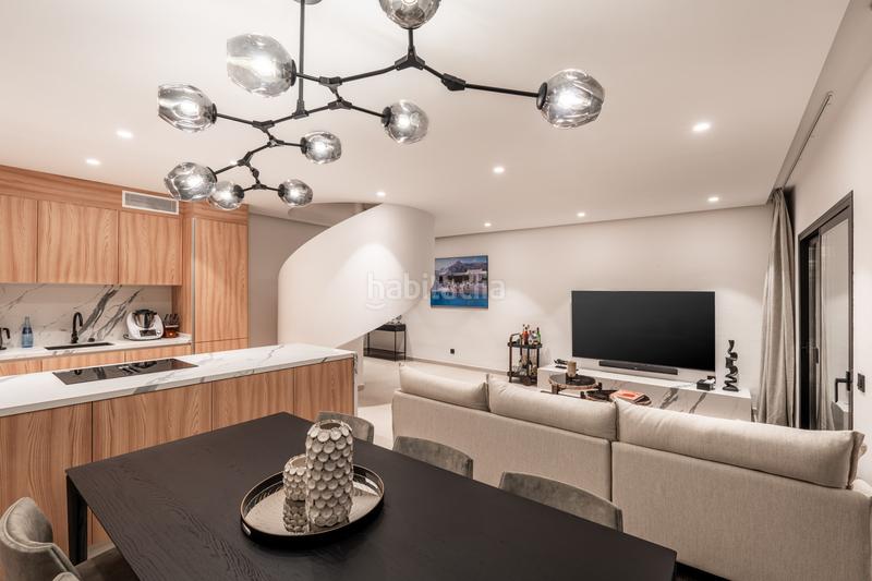 Foto 269b2cbb-ef29-4c7e-8cce-1d08b5b4434e. Ático  dúplex estiloso en aloha gardens, en Casco Antiguo Marbella