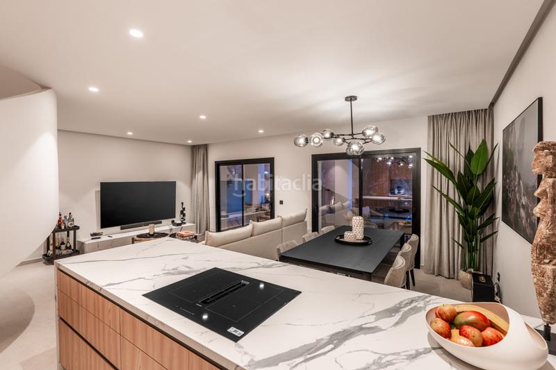 Foto 31626ba3-08bf-4e2b-ab5e-e8ad0c7972eb. Ático  dúplex estiloso en aloha gardens, en Casco Antiguo Marbella