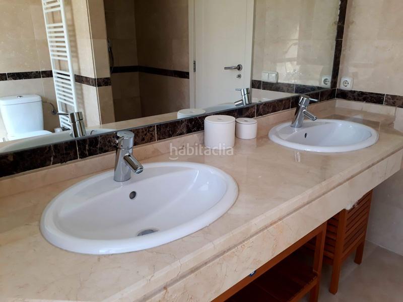 Foto 878ad0dd-d18d-4fd8-a71a-2d04cd602fd5. Casa adosada adosado en venta en Casco Antiguo Marbella