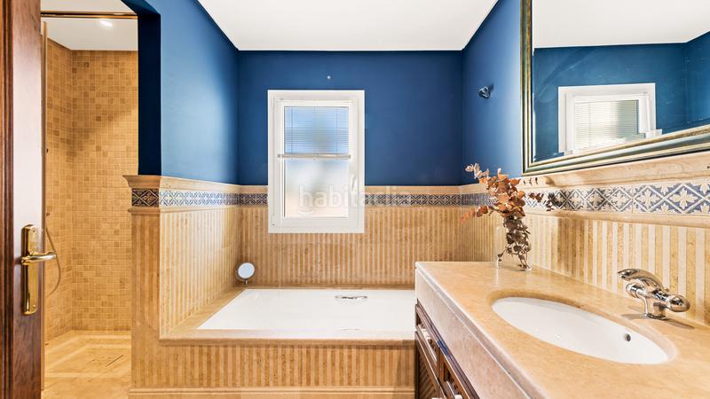 Foto c1c7a246-effe-49f6-ab94-aba4a0cd94e8. Haus mit parking pool in Benahavís pueblo Benahavís