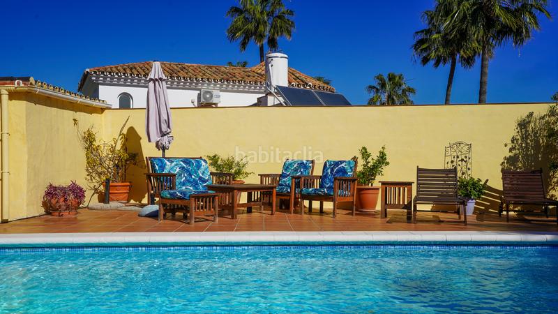 Foto 0f5b2477-030a-4549-919f-78e1d2ebcf86. Casa encantadora villa con piscina privada y amplios jardines en Marbella
