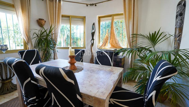 Foto 8261350a-f203-4060-b866-d1611f030bc7. Casa encantadora villa con piscina privada y amplios jardines en Marbella