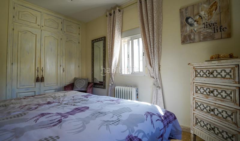 Foto d682fee8-d45c-4c9d-afe2-5ef8526089eb. Casa encantadora villa con piscina privada y amplios jardines en Marbella