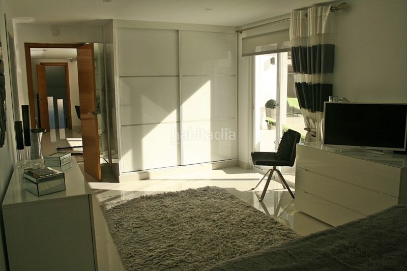 Foto db9061a9-9141-4634-b58a-f4d49ae98c6c. Casa amb aparcament piscina a Casco Antiguo Marbella